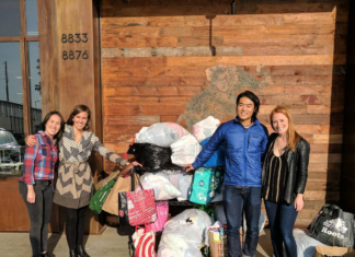 Silver Lake Love Distributes Over 30 Bags Of Clothes To Homeless Veterans and Residents in Los Angeles